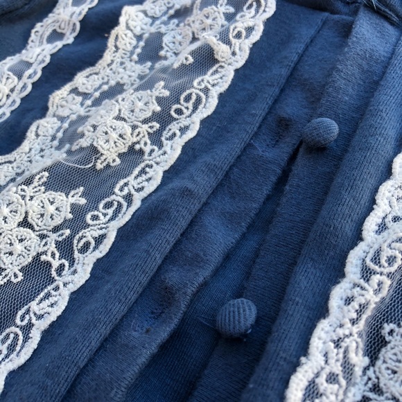 Pretty Lace French Sweater XS - Picture 2 of 4